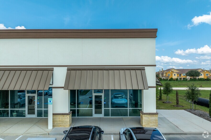 More Photos Of NEQ of League City Pkwy & Egret Bay Blvd, League City Office For Sale