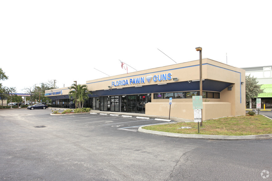 Primary Photo Of 4960 N Dixie Hwy, Fort Lauderdale Storefront For Lease