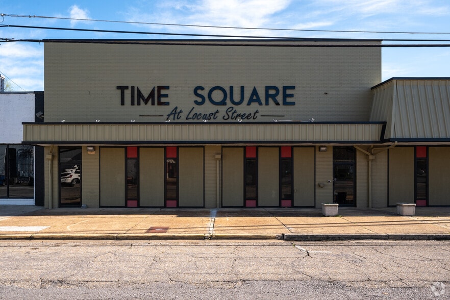Primary Photo Of 401 Locust St, Gadsden Office For Lease