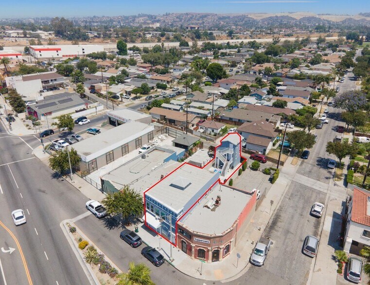 More Photos Of 8317 Whittier Blvd, Pico Rivera Storefront Retail Residential For Sale
