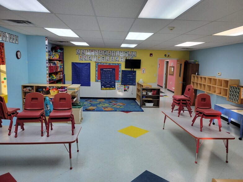 More Photos Of 50 Nicklow Rd, Bruceton Mills Daycare Center For Sale