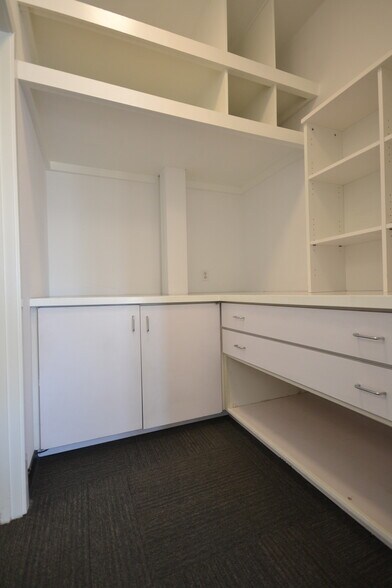 More Photos Of 2608 9th St, Berkeley Office For Lease