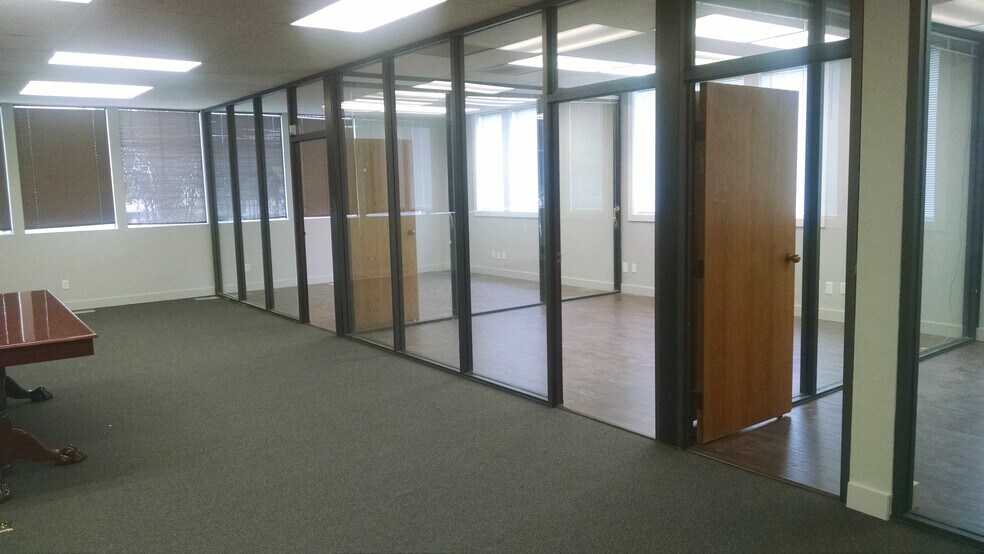 More Photos Of 9123 SE St Helens St, Clackamas Office For Lease