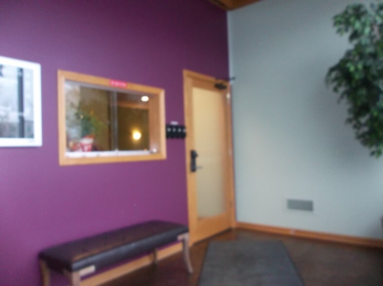 More Photos Of 9200 W 191st St, Mokena Office For Lease