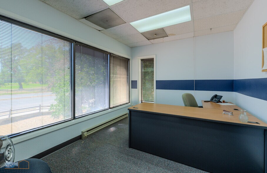 More Photos Of 5649 Arapahoe Ave, Boulder Flex For Sale