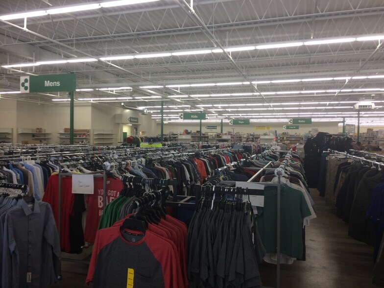 More Photos Of 3135-3159 Dixie Hwy, Erlanger Unknown For Lease