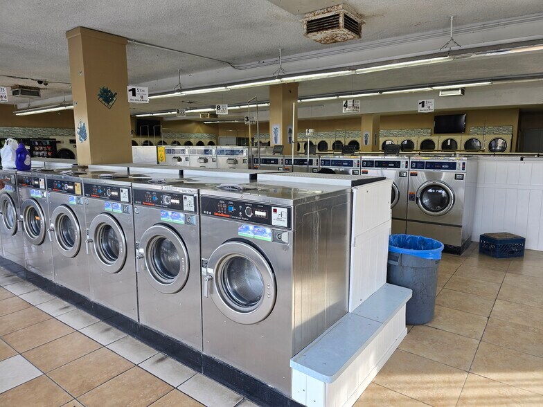 More Photos Of 9018-9022 Avalon Blvd, Los Angeles Storefront Retail Office For Sale