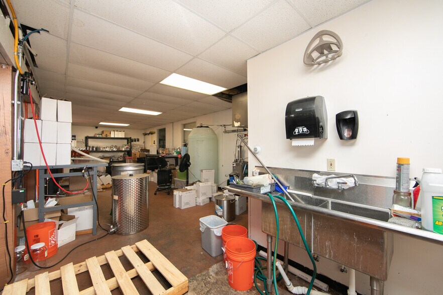 More Photos Of 740 N Broad St, Woodbury Land For Lease