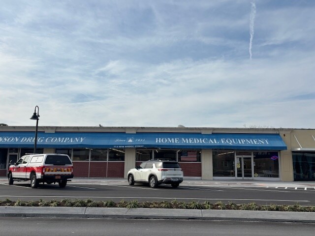 More Photos Of 714 New Bridge St, Jacksonville Storefront For Lease