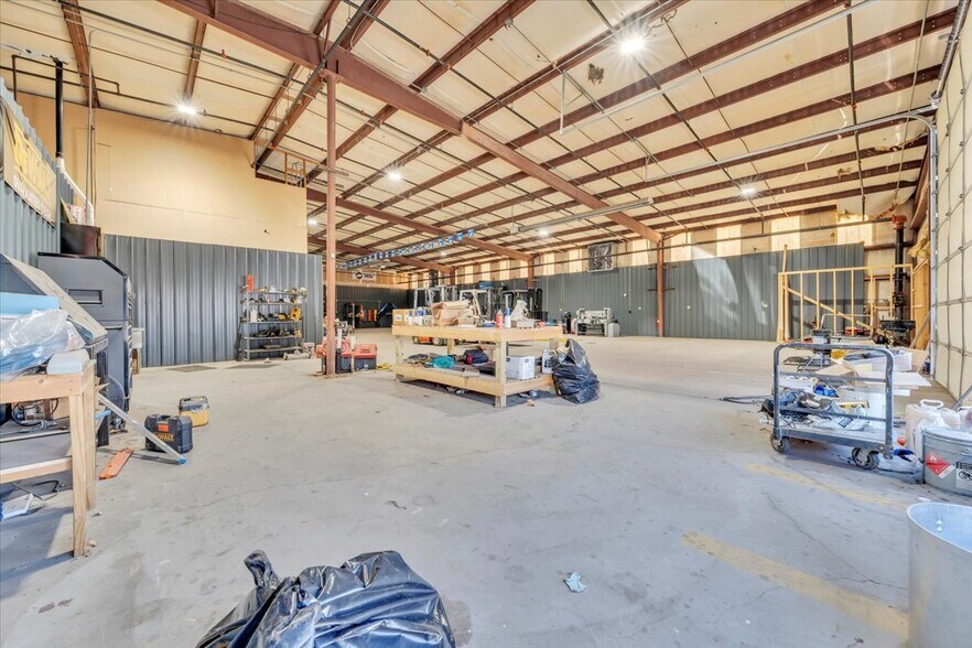 More Photos Of 81 5th Ave, Collinsville Manufacturing For Sale