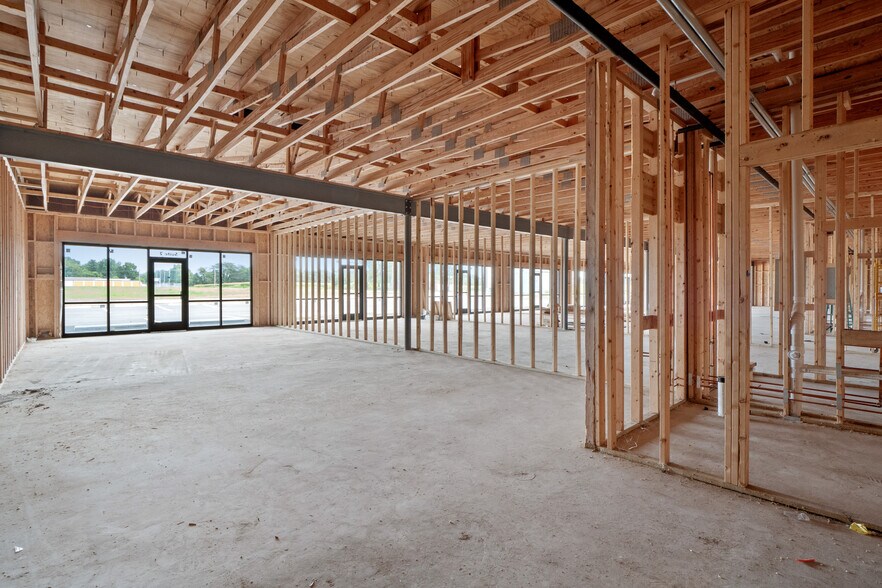 More Photos Of 1219 E Cedar St, New Baden Storefront Retail Office For Sale