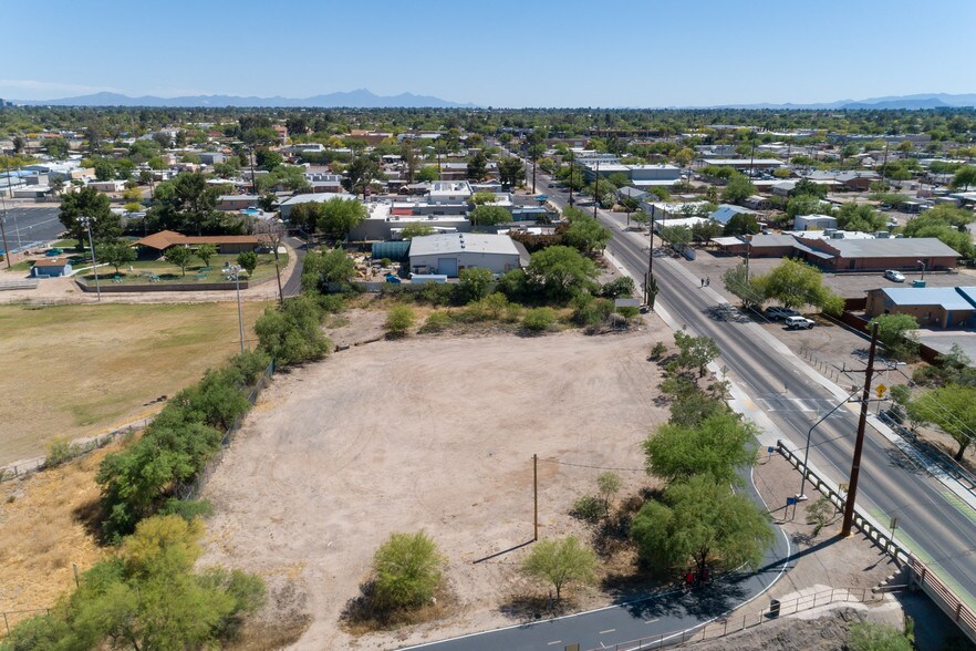 More Photos Of 3450 N Dodge Blvd, Tucson Land For Sale
