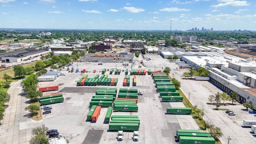 More Photos Of 3901 Union Blvd, Saint Louis Warehouse For Sale