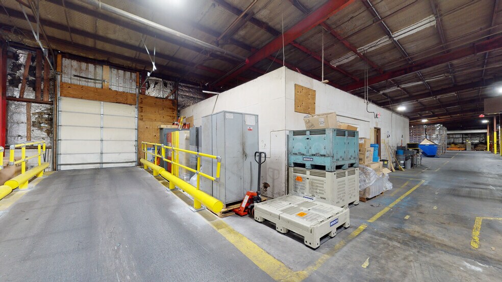 More Photos Of 630 George St, Marshfield Warehouse For Sale