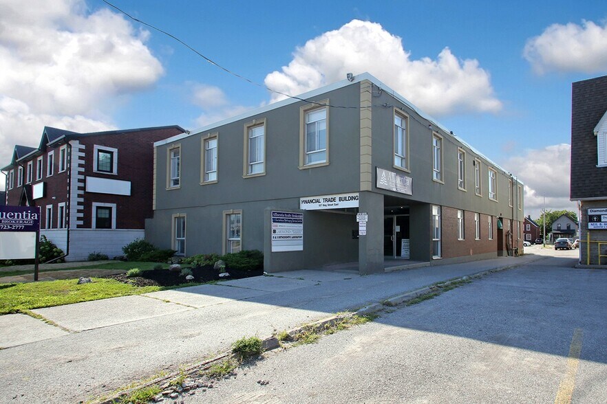More Photos Of 187 King St E, Oshawa Office For Lease