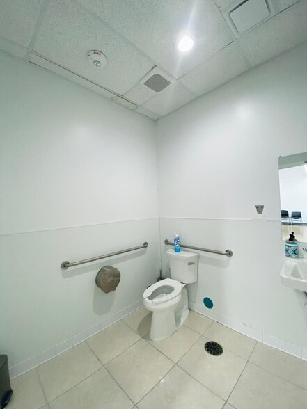 More Photos Of 4116 State Highway 121, Carrollton Storefront Retail Office For Sale