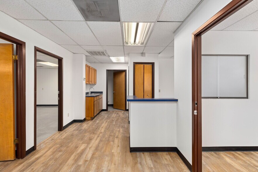 More Photos Of 7418 John Smith, San Antonio Loft Creative Space For Lease