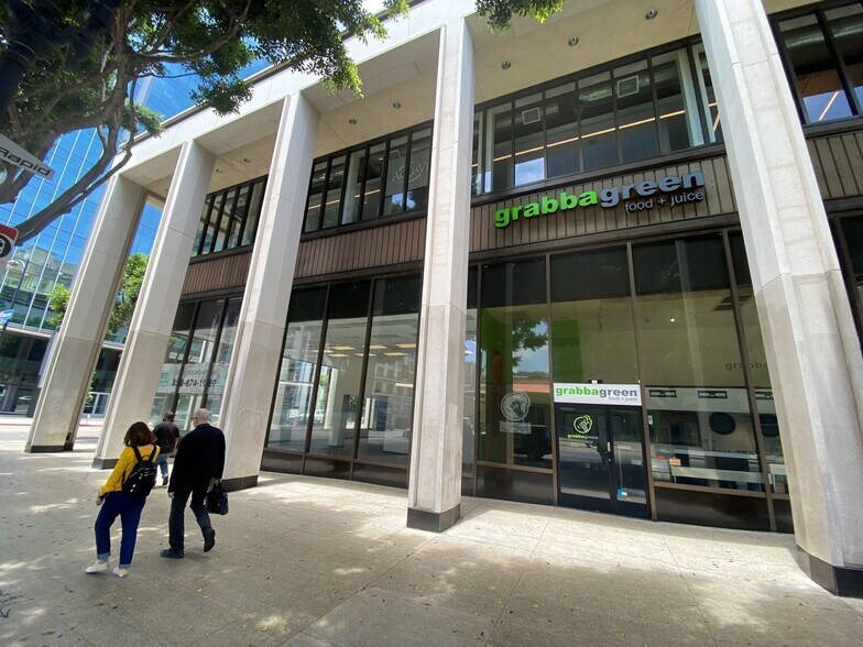 More Photos Of 1055 2nd Ave, San Diego Hotel For Lease