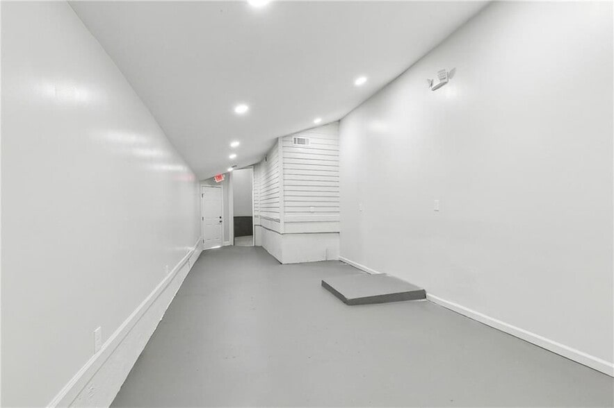 More Photos Of 1100 N Broad Ave, New Orleans Storefront Retail Residential For Sale