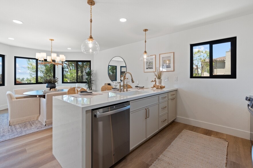 More Photos Of 6801 El Fuerte St, Carlsbad Apartments For Sale