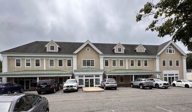 Primary Photo Of 135 Bedford Rd, Armonk Medical For Lease