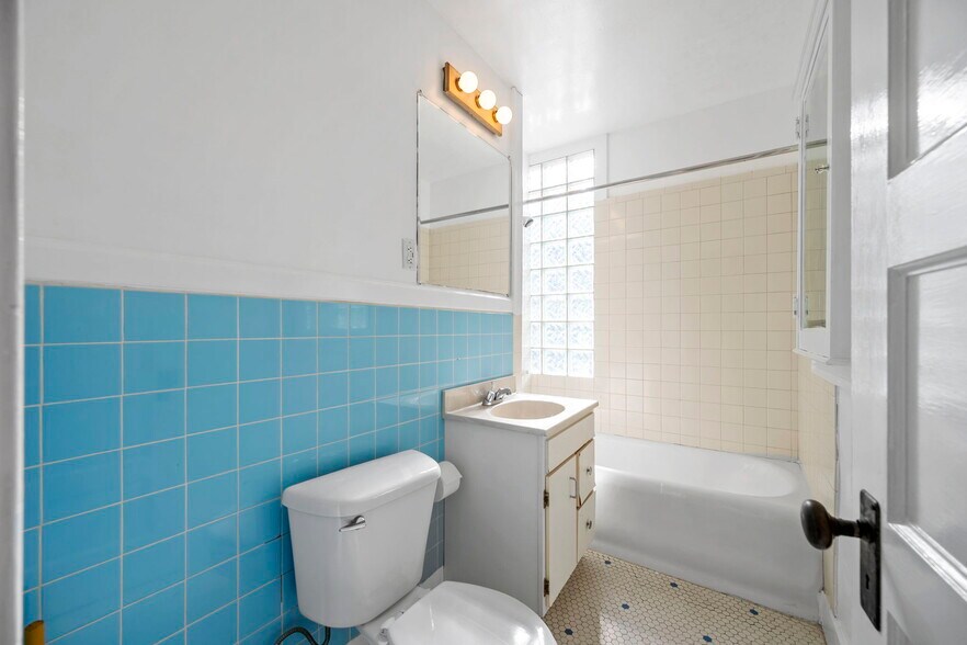 More Photos Of 2 Hugo St, San Francisco Multifamily For Sale