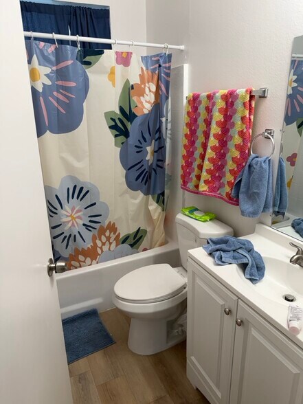 More Photos Of 14668 Nordhoff St, Panorama City Apartments For Sale