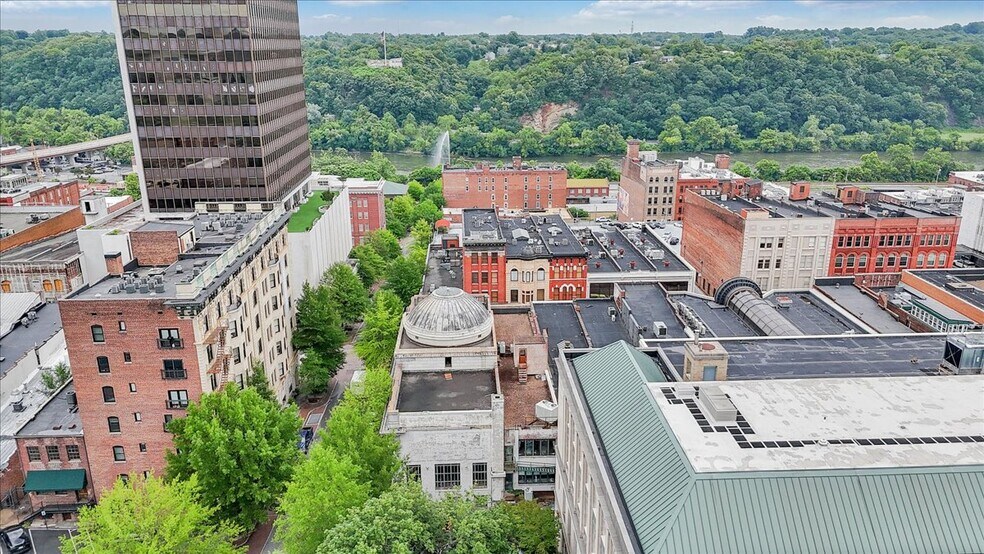 More Photos Of 901 Main St, Lynchburg Office Residential For Sale