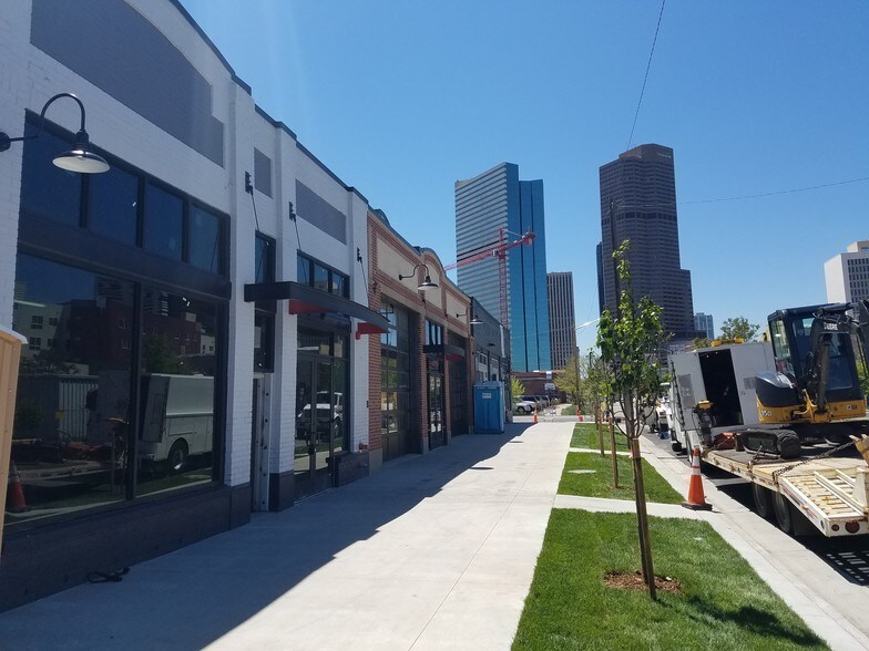 More Photos Of 2200-2220 California St, Denver Restaurant For Sale
