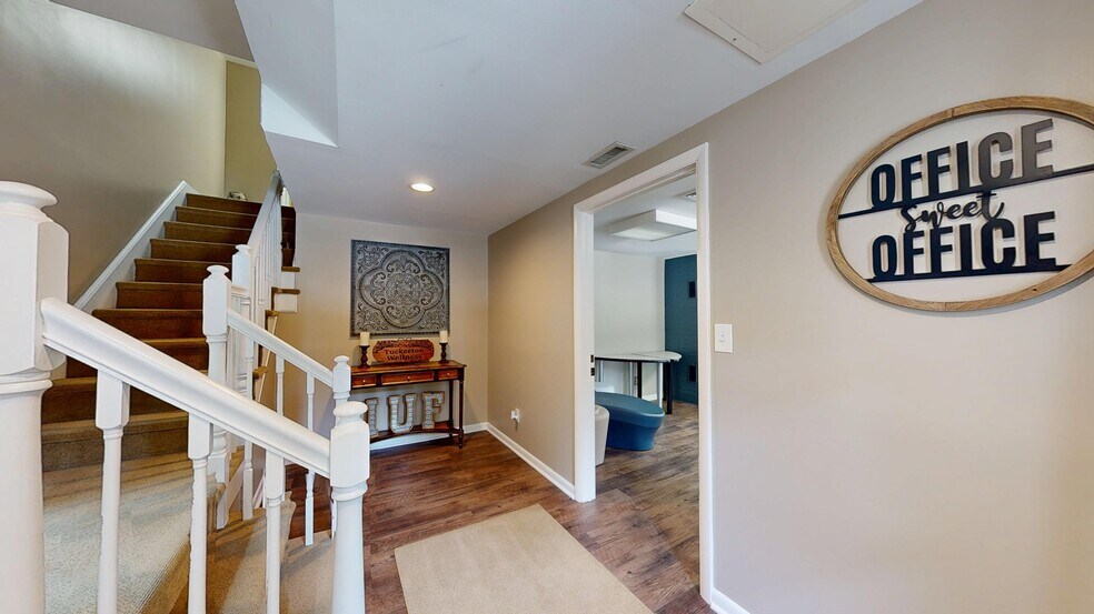 More Photos Of 172 Tuckerton Rd, Medford Office For Sale