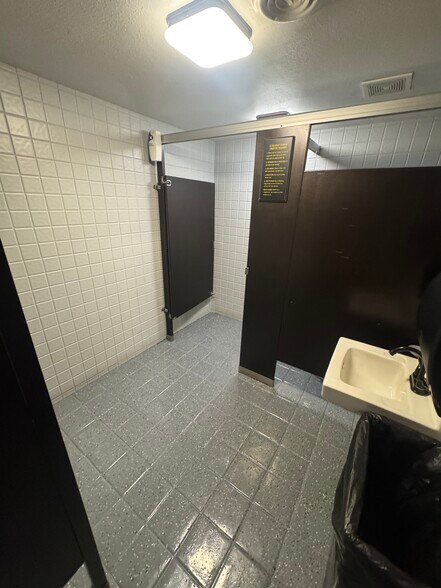 More Photos Of 901 W Fremont St, Kiel Sports And Entertainment For Sale