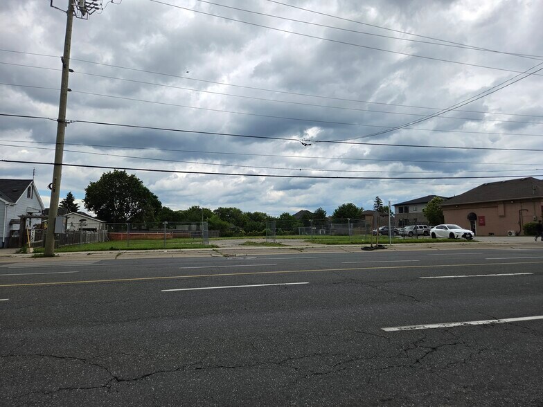 More Photos Of 423 Hwy-8, Stoney Creek Land For Sale