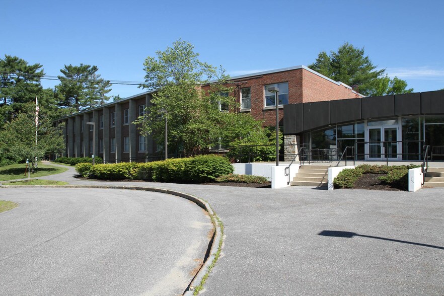 More Photos Of 1356 Washington St, Bath Storefront Retail Office For Lease