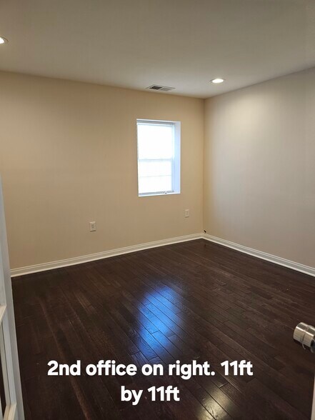 More Photos Of 27 S Royal Ave, Front Royal Medical For Lease