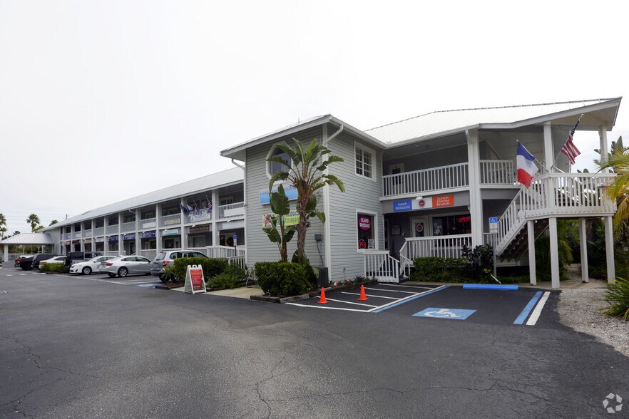 More Photos Of 1120 Pinellas Bayway S, Saint Petersburg General Retail For Lease