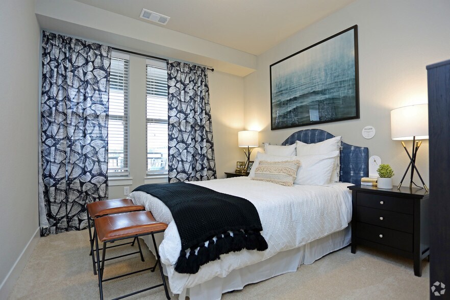 More Photos Of 115 wilcox St, Castle Rock Apartments For Lease