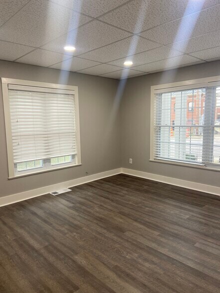 More Photos Of 225 E Liberty St, Medina Office For Lease