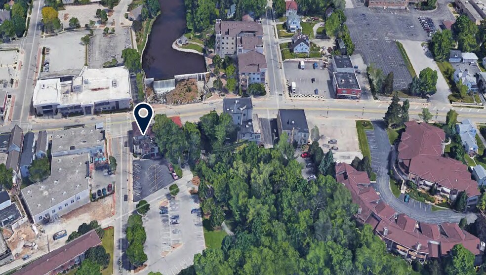 More Photos Of N88W16495 Main St, Menomonee Falls Restaurant For Lease