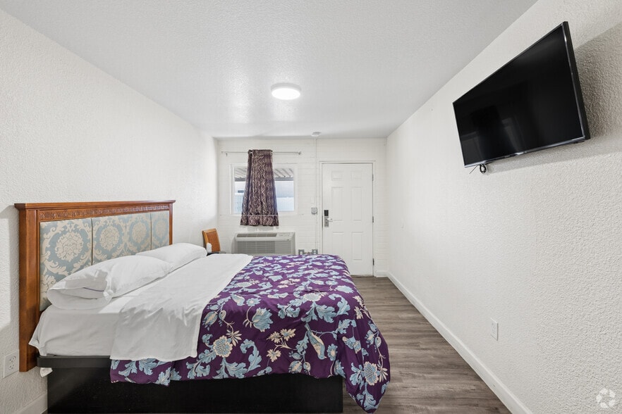 More Photos Of 3305 Fremont St, Las Vegas Hotel For Sale