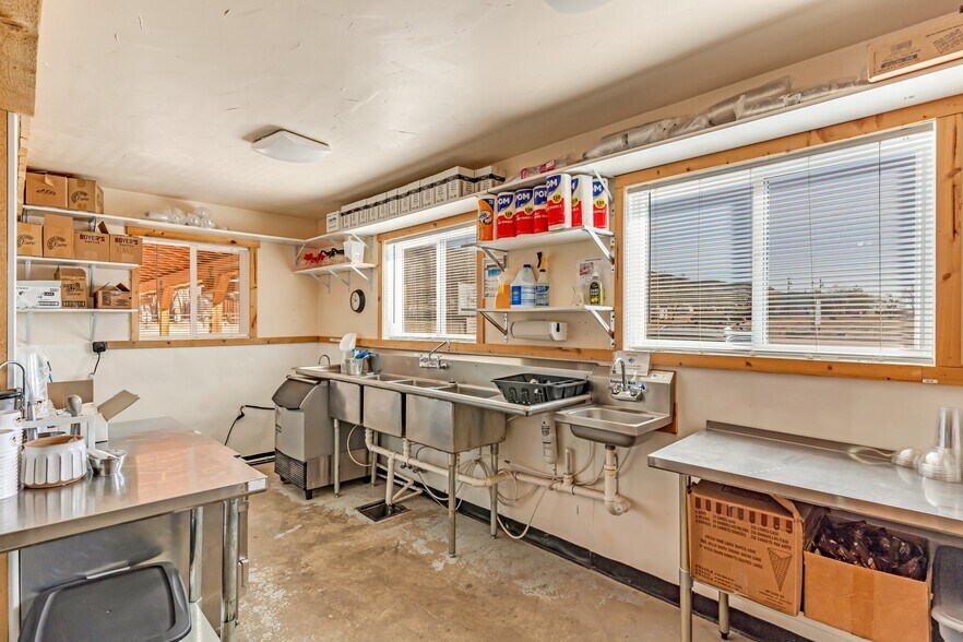 More Photos Of 39 County Road 3A, Canon City Storefront For Sale