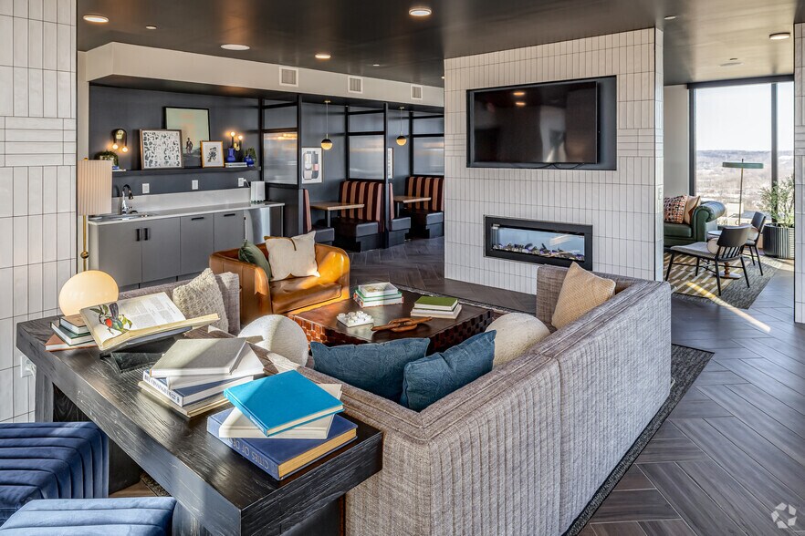 More Photos Of 616 E Washington St, Ann Arbor Apartments For Lease