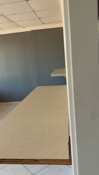 Primary Photo Of 6713 Broadway, Pearland Freestanding For Lease