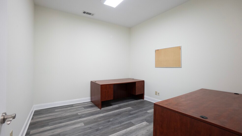 More Photos Of 1325 Satellite Blvd, Suwanee Office For Sale