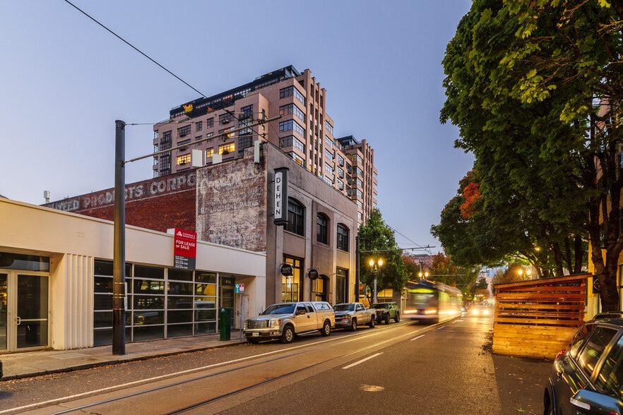 More Photos Of 404 NW 10th Ave, Portland Loft Creative Space For Sale