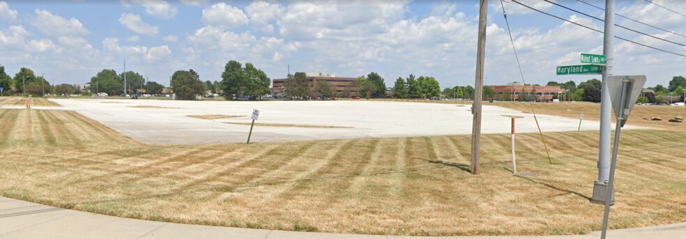 More Photos Of Maryland @ Walnut Lawn, Springfield Land For Sale