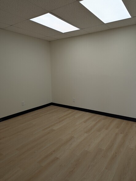 More Photos Of 8973-8975 E Kenyon Ave, Denver Coworking Space