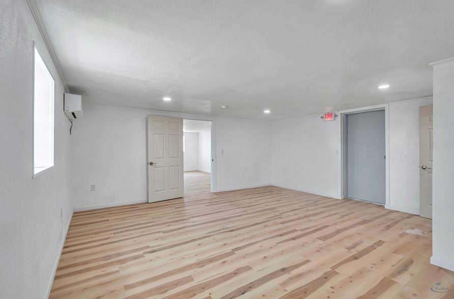 More Photos Of 2920 FM 866, Odessa Warehouse For Sale