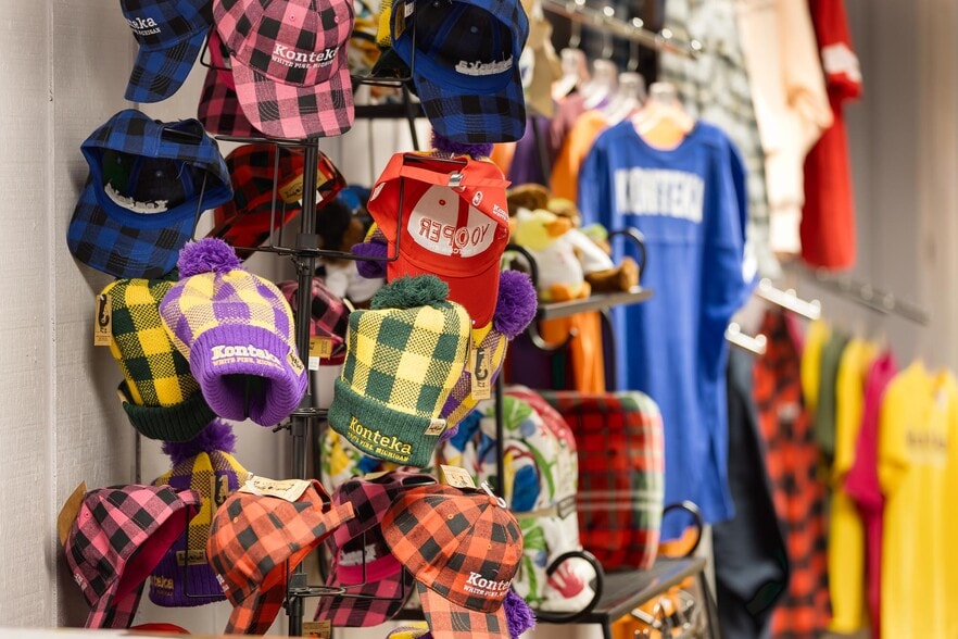 More Photos Of 400 Main St, White Pine Hotel For Sale