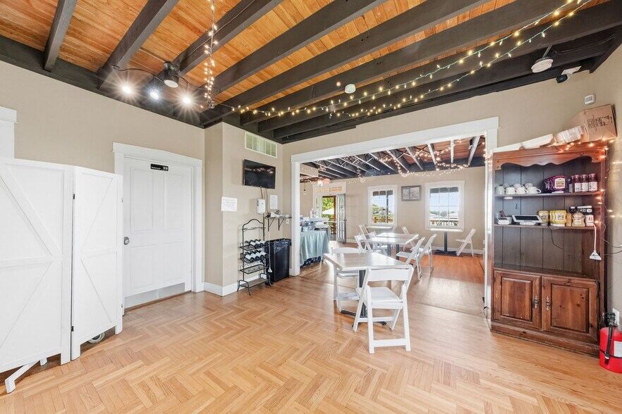 More Photos Of 15088 Boone Monument Rd, Marthasville Lodge Meeting Hall For Sale