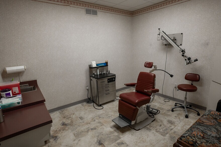 More Photos Of 3126 Wilmington Rd, New Castle Medical For Lease